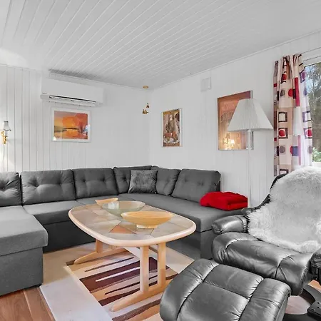 Gorgeous In With Wifi